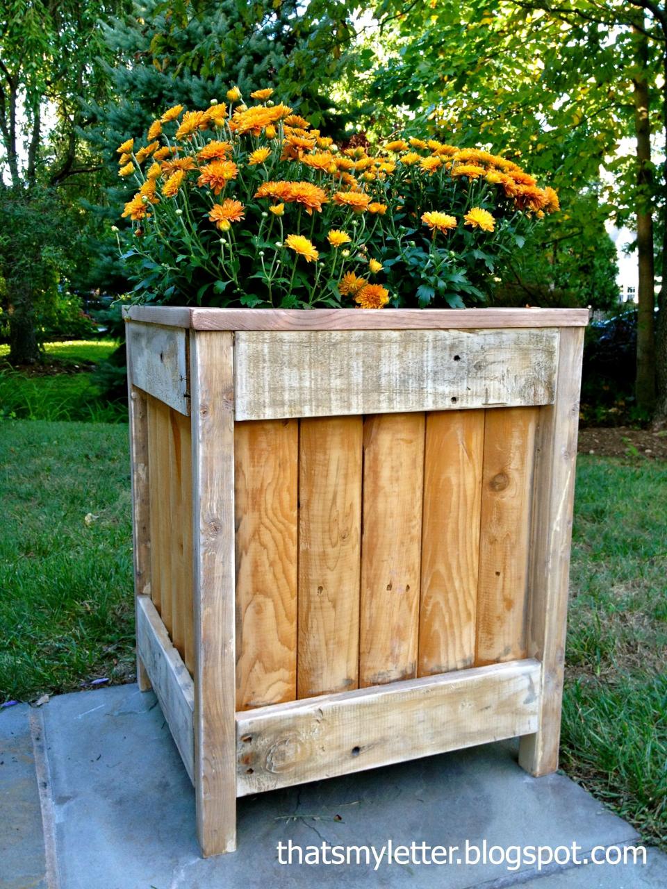 Do Yourself Outdoor Projects outdoor planter Do It Yourself Home