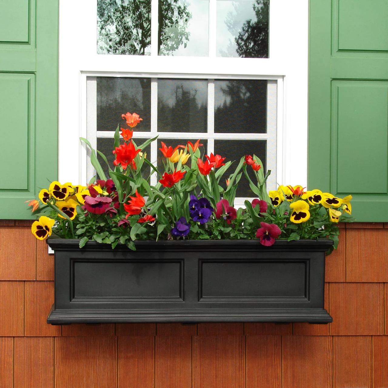 Mayne Inc. Fairfield SelfWatering Plastic Window Box Planter & Reviews