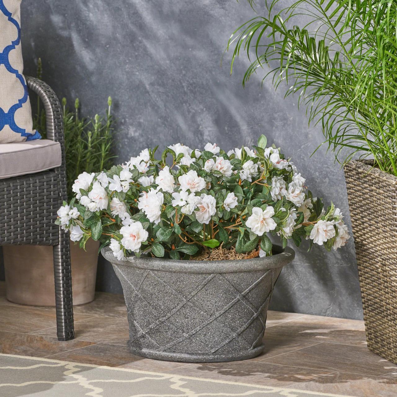 Ibrahim Outdoor Lattice Patterned Light weight Concrete Garden Urn