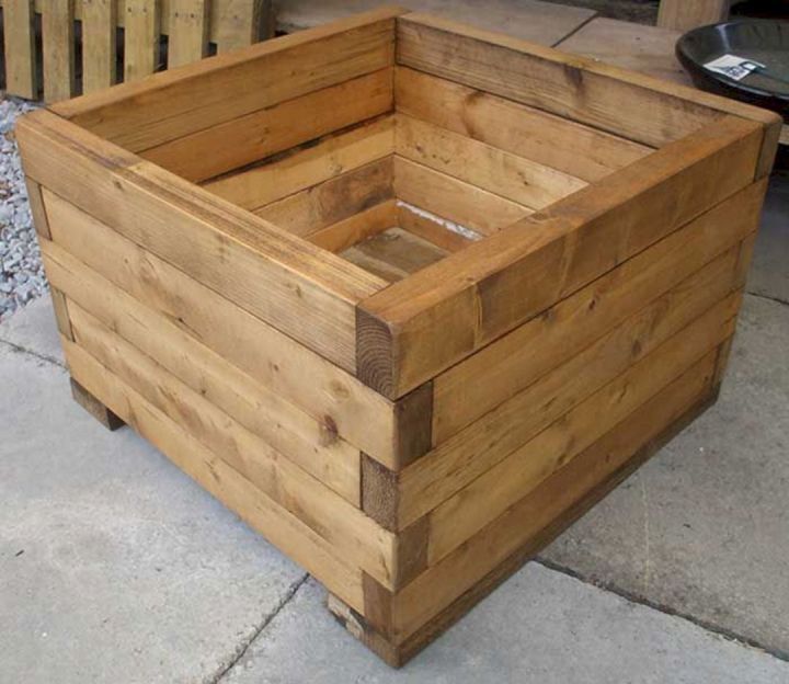 30 Easy DIY Wooden Planter Box Ideas For Beginners / Diy